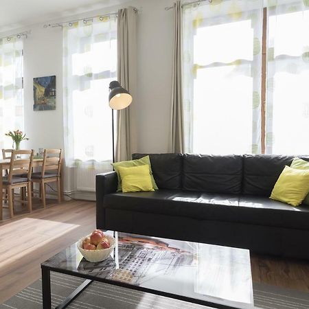 Studio Apartment Niemetzstr 51 Berlim Exterior foto